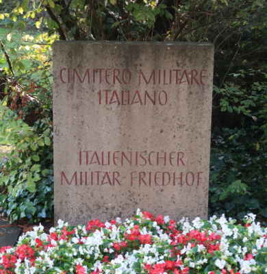 Die meisten Opfer ruhen heute im italienischen Ehrenhain auf dem Waldfriedhof Berlin-Zehlendorf Foto: Thomas-Peter Gallon